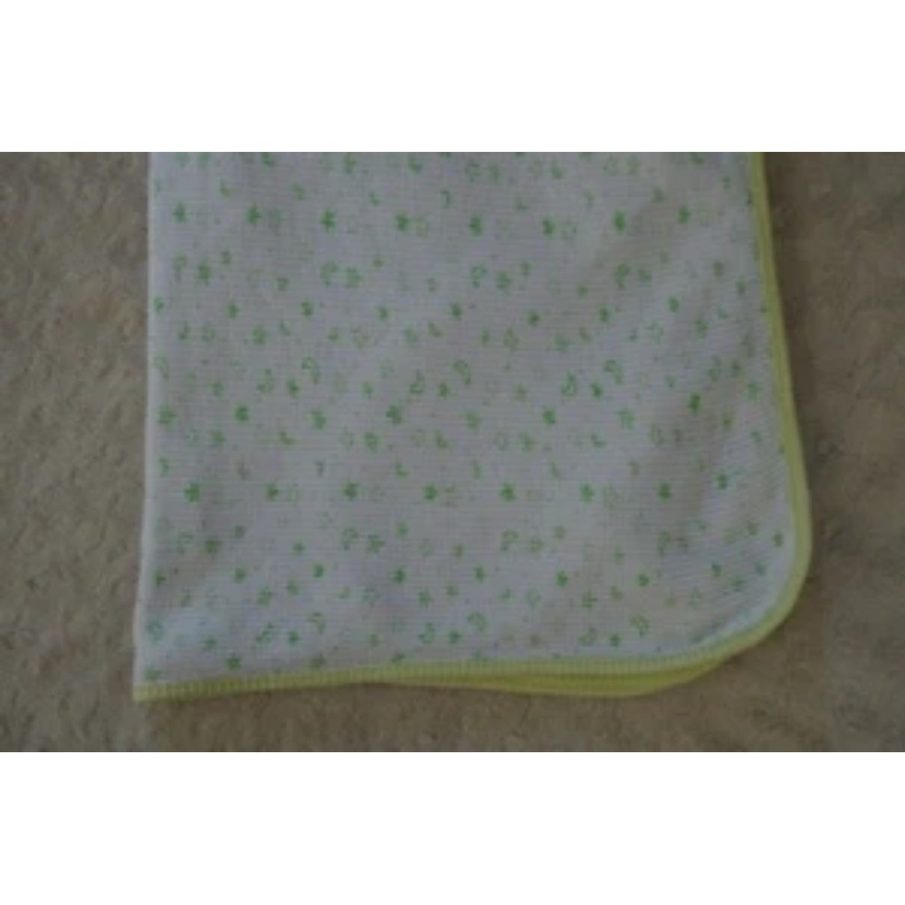 Spasilk Moon & Stars Thermal Baby Blanket White Green Waffle Weave